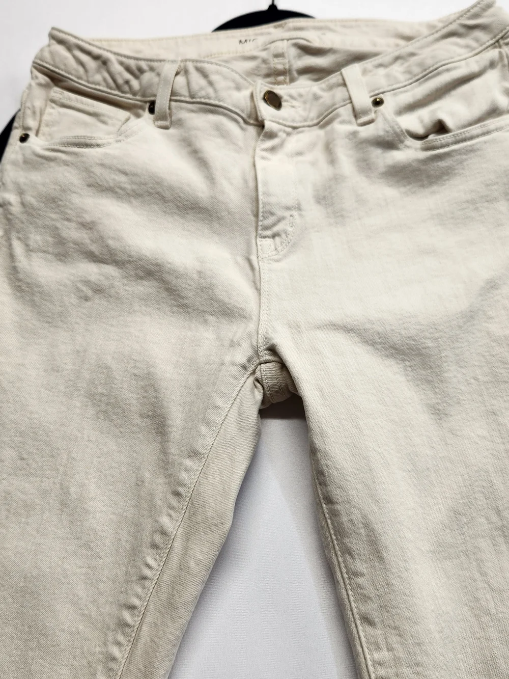 ⭐️Michael Kors Ecru Cream Straight Leg Crop Jeans Size 8 Comfort Stretch